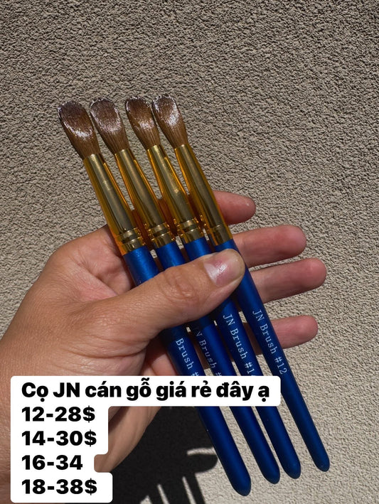 JN Wooden Kolinsky Acrylic Brush